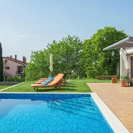 Villa Modern Di Rovigno With Pool, Hot Tub And Sea View Rovinjsko Selo
