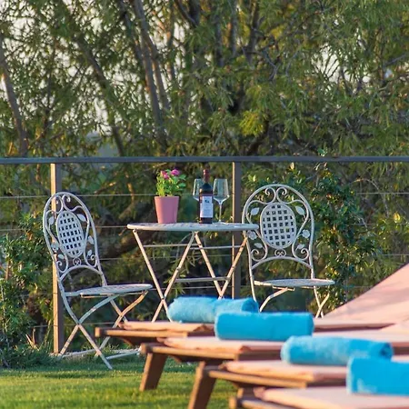 Modern Di Rovigno With Pool, Hot Tub And Sea View Rovinjsko Selo